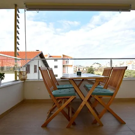 Nikola Apartment Split