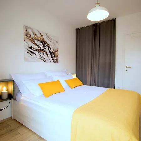 Nikola Apartment Split